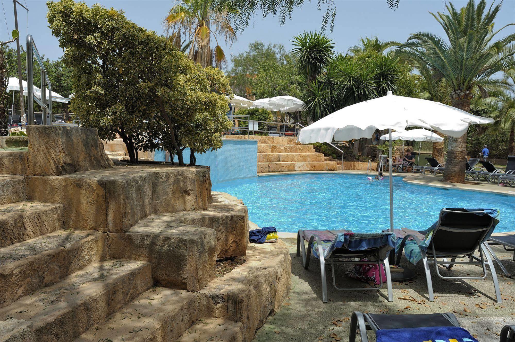 Club Simo Aparthotel Cala Millor  Exterior photo